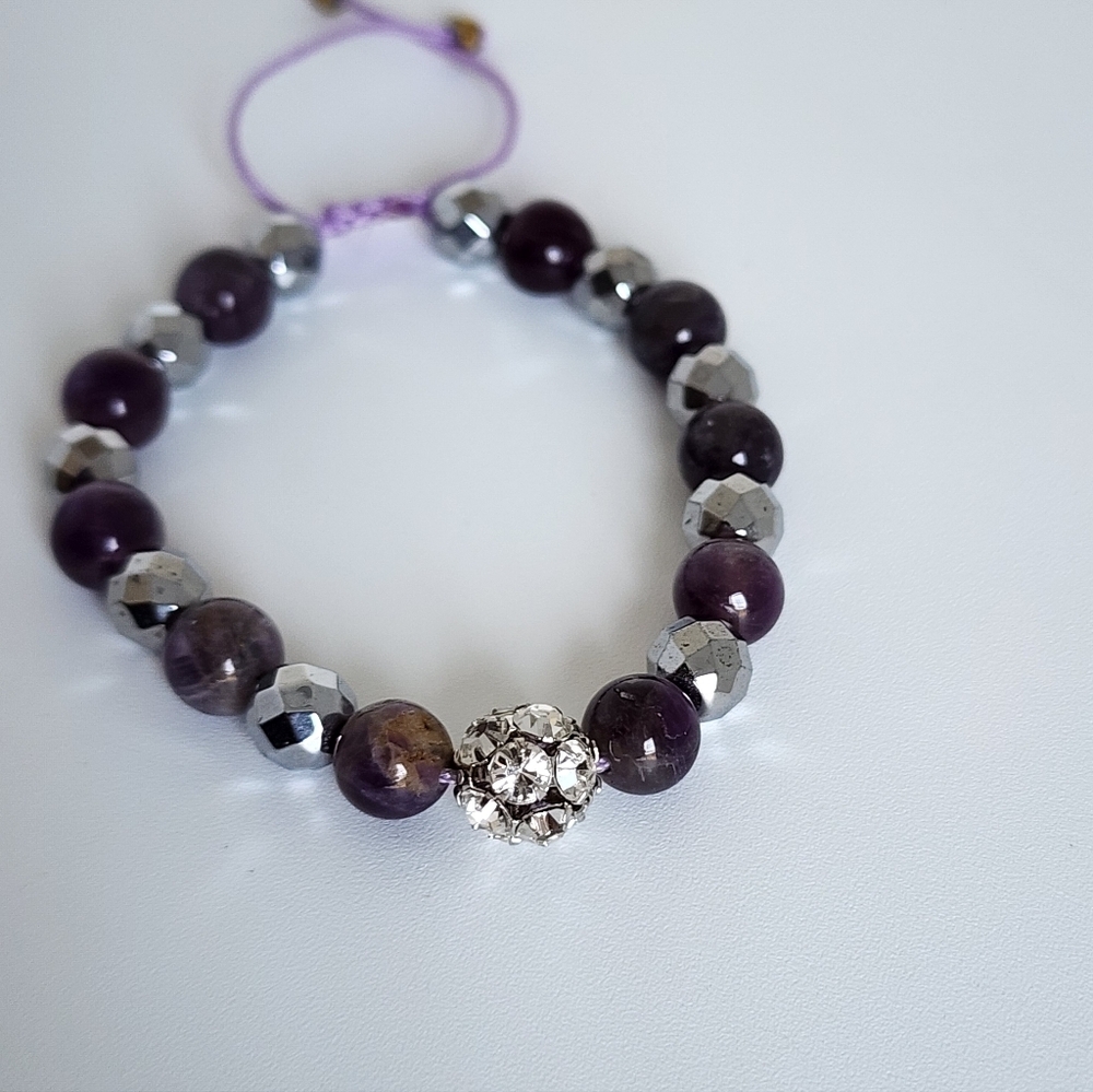 Elegant Amatist and Hematite Beaded Bracelet